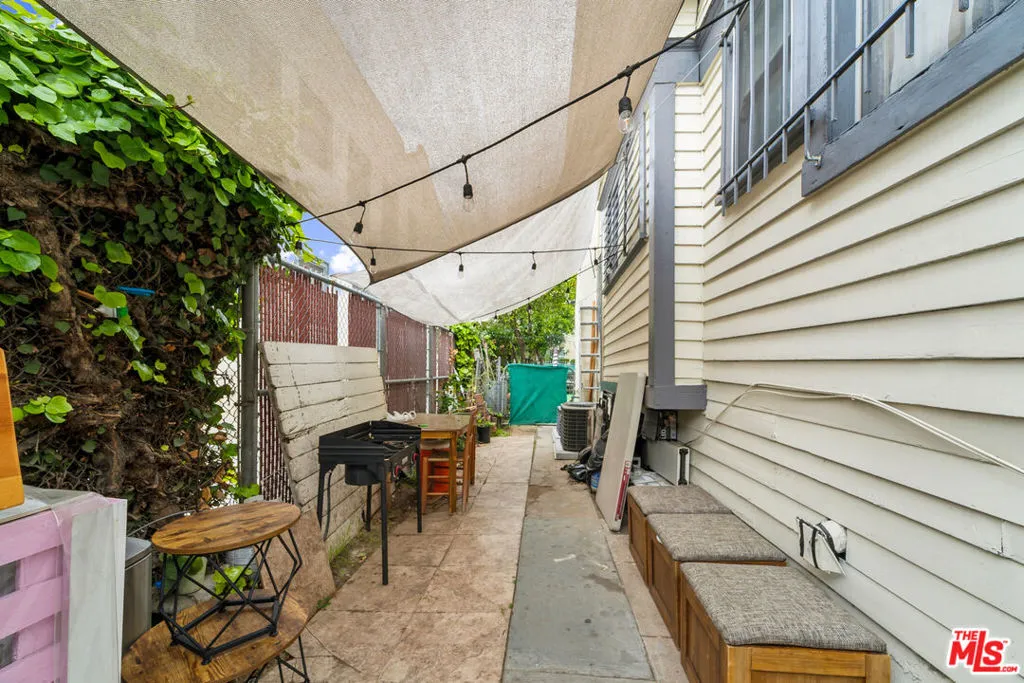 1946 S La Salle Avenue, Los Angeles, California 90018 home-pic-31